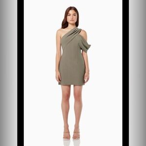 Elliat one should dress size S